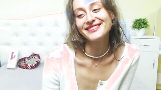 Small tits amateur babe performs on solo webcam show
