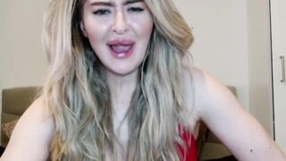 OnlyVictoria Sex chatroom at stripTango