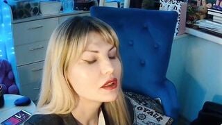 GlamSquirt Free porn online at stripTango