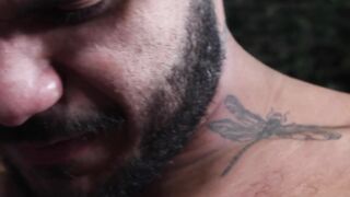 Homosexual stepcousins Cesar Rossi and Helloojose experimented on their asses