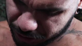 Homosexual stepcousins Cesar Rossi and Helloojose experimented on their asses