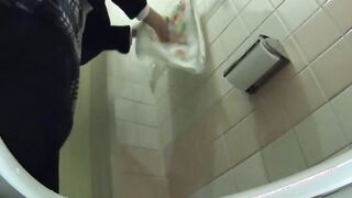 Japanese angel shot pissing with voyeur cam