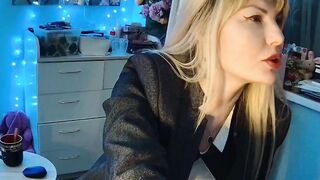GlamSquirt Erotic pageant at stripTango