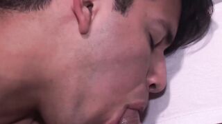 Daddy seduces young guy with massage before rawpounding