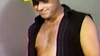 Classic sans protection sex with two exceptionally horny studs