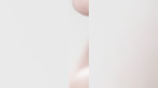 Prior to sultry passionate pussy play Alyssa Kent got oiled up