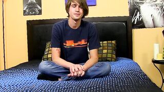 Young butt muncher gives an interview and masturbates solo