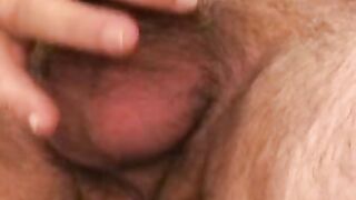 Older stud jerks himself off to orgasm after an interview Hoe 2