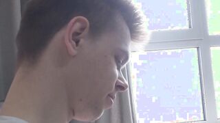 Twink plays with his prepuce prior to jacking it off alone