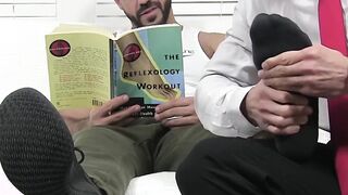Gorgeous hunk Ricky Larkin feet worshiped by two studs