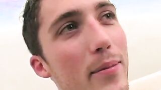 Amateur gay shows off his cock and jerks off passionately