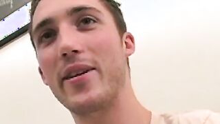 Amateur gay shows off his cock and jerks off passionately