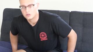Nerdy young naked majn masturbates hard before cumming