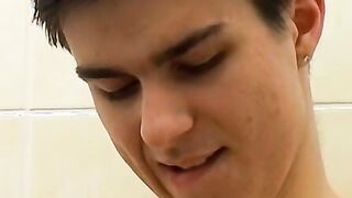 Adorable twink Jake Idol rubs his dick over his underwear