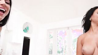 Queenie and Lexi oral and bang in pov