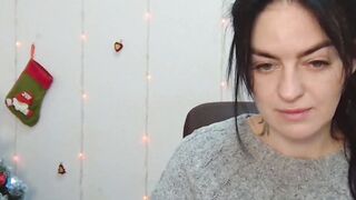 Brunette amateur babe in sweater chats on webcam show