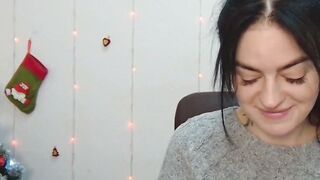 Brunette amateur babe in sweater chats on webcam show