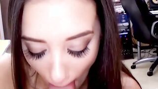 Beautiful Woman Hot in Boosting Big Cock