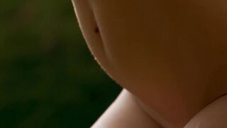 Serena J an allnatural babe teases with her flawless naked body