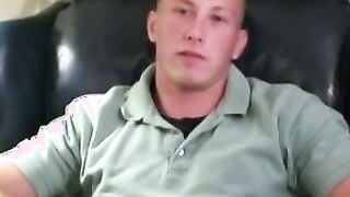 Stud shows off his tattooed chiseled body and jerks off hard