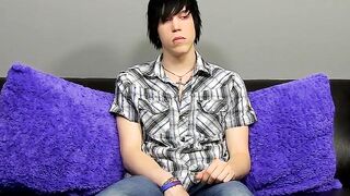 Emotional fingers his butt and strokes off in the wake of being evaluated