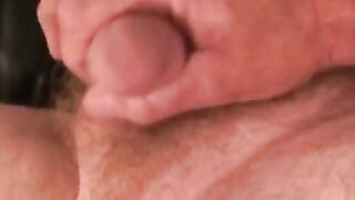 Hairy old amateur jerks off and shoots a load on his belly