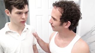 Petite twink bends over for stepfather to rawpound him hard