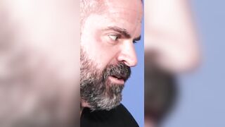 Buff stepdads dick sucked by stepsons in a trio fuck