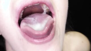 Fuck yes Thalia, we love watching you do this
