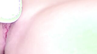 Horny Hot Girl Feasts on Sucking Cock