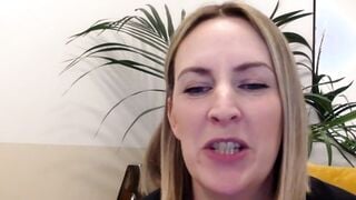 RosieLoveUK Free cam sex chat at CharmCams