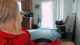Hottyhousewife18 Free erotic show at CharmCams