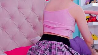 KaoryShiro Flirtatious act at CharmCams
