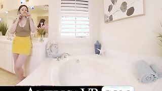 Alyx Camgirl is inside your bath tub bath-tub and she is craving for penis!!