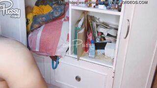 Anonymous colege women is touching herself