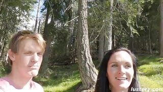 Lustery Vid #658: Bruce & Nicole - Wearing Nothing But A Smile