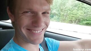 Lustery Vid #658: Bruce & Nicole - Wearing Nothing But A Smile