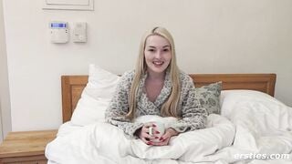 Andy Uses Sex Toys to Bring Herself Satisfaction