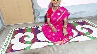 Indian xxx Fucking Newly Married Bengali Bhabhi inside Her House