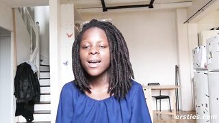 Bertoulle Tells Us About All Her Kinks