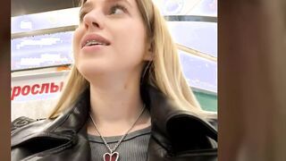 Kira_Miu Sex chatroom at stripTango