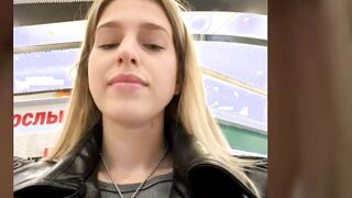 Kira_Miu Sex chatroom at stripTango