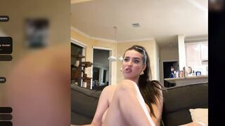 RoxxyDallas Free online chat at stripTango