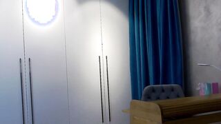HelenWaldorf Erotic display at CharmCams Hoe 4