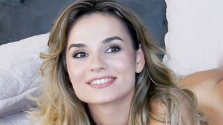 HelenWaldorf Cam sex free chat at CharmCams Hoe 2