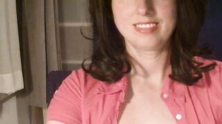 hotdestany Sex chatroom at CharmCams