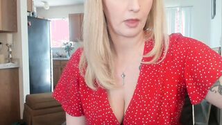 Hottyhousewife18 Intoxicating spectacle at CharmCams