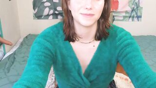 HannahCloe Titillating scene at CharmCams