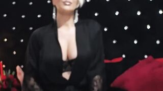 InannaIshtar18 Free cam sex chat at CharmCams