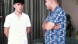 MOM IS AN EROTIC MODEL - CHAPTER 1